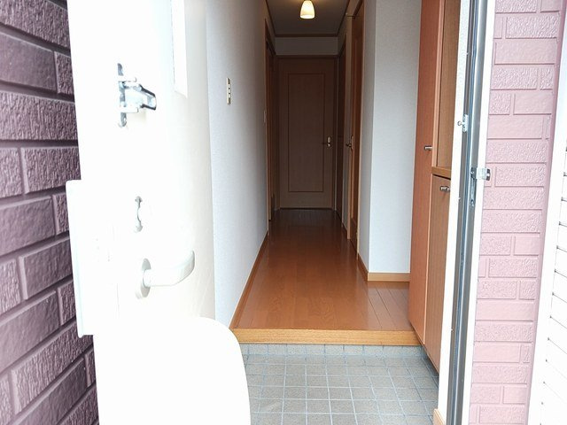 サンパティ砺波Ｂの玄関