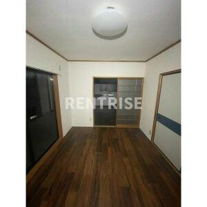 コーポ松岡の駐車場