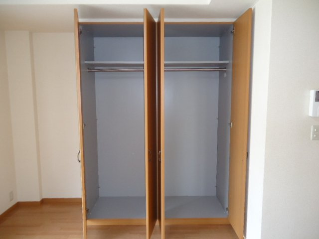 ハイムグランドールの収納|クローゼット（イメージ）