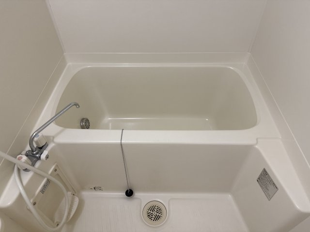 ストークコーポ大津茂の浴室