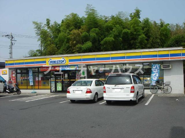 ベル・グラースの周辺|ミニストップ水戸見川3丁目店まで560ｍ