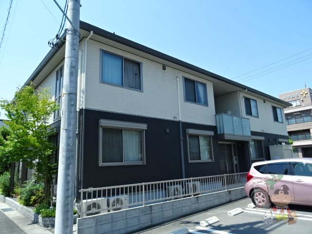 メゾンみくりな白石の外観