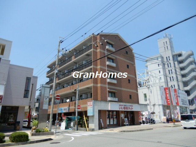 エテルノ・スクウェア弐番館の外観