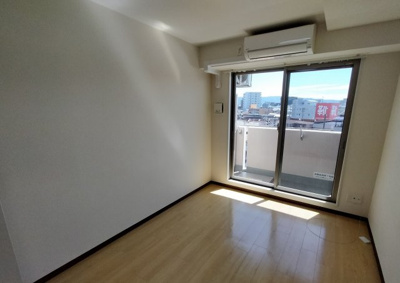 【居間・リビング】 | ヴェルドミール小阪