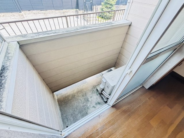 メゾンドロイヤルのバルコニー|別号数タイプ