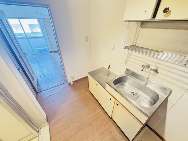 メゾンドロイヤルのキッチン|別号数タイプ