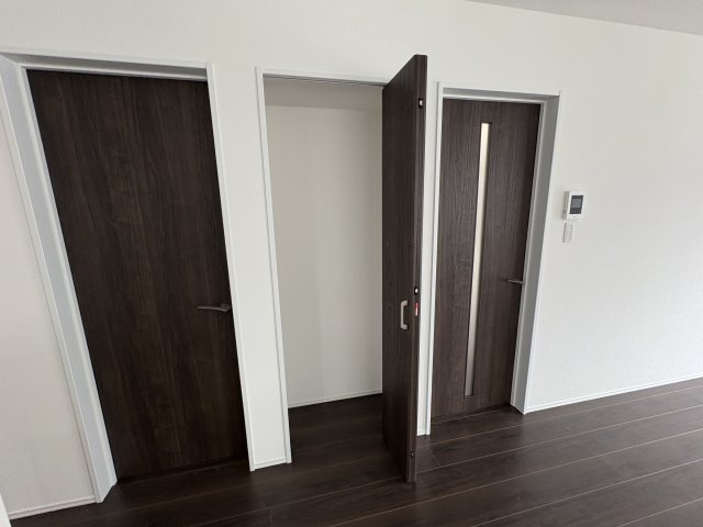 藤沢市辻堂太平台　新築戸建　全5棟4号棟の収納|リビングにある収納