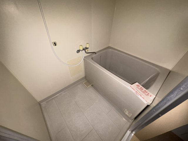 フィオーレ・ヤマダの周辺|三井住友銀行大久保支店まで1400m