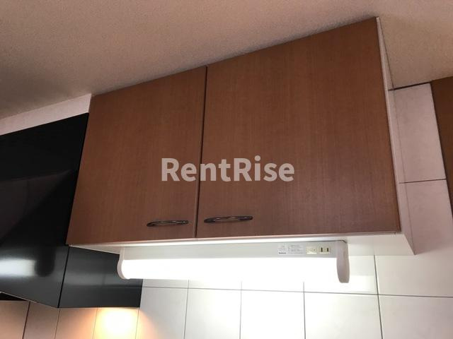 ルーエンハイム クレインのキッチン|キッチン吊戸棚