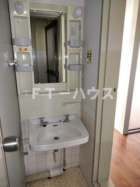 津田沼サニーマンションの洗面所