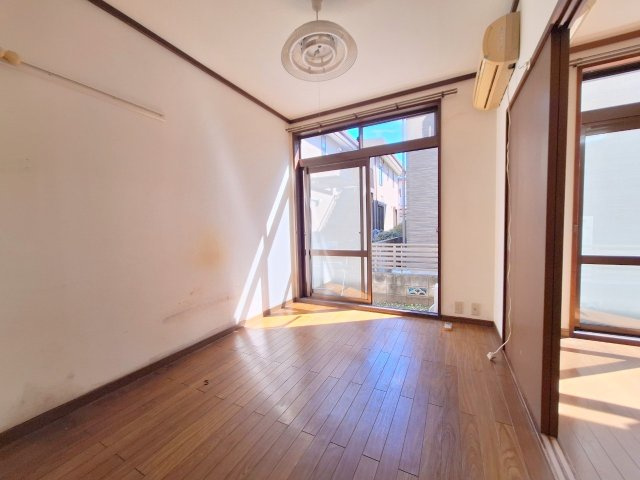 シティハイム　フローラの寝室|★洋室６帖★