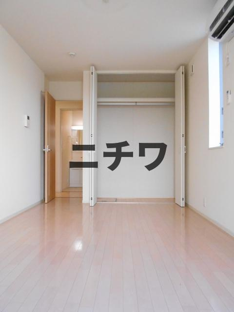 Ｊアズーリの寝室|★角部屋★