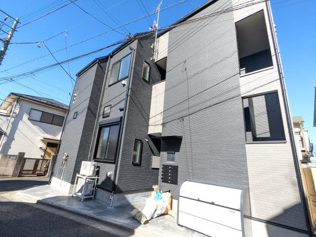 エイチワイコネクト東大泉の外観