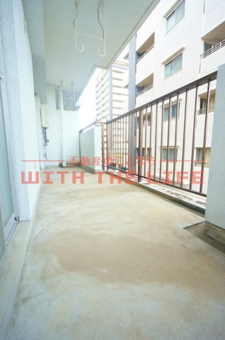 シルクコーポ諏訪野【キャキャッシュバック対象物件】のバルコニー|お洗濯にも便利なバルコニー付き