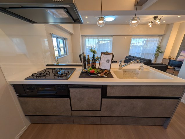 【キッチン】レジデンシャル南流山ガーデンテラス 