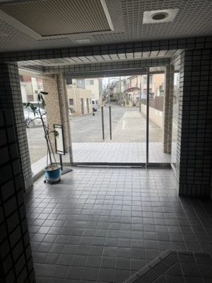 【エントランス】 | 前川公園ローヤルコーポ | 落ち着いたエントランスです