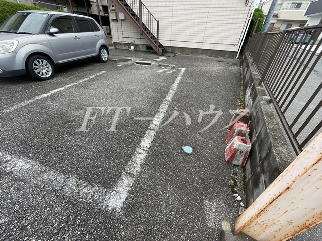グリーンヒル習志野Ⅱの駐車場