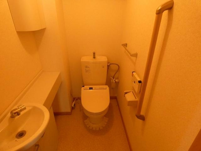 コートロティのトイレ