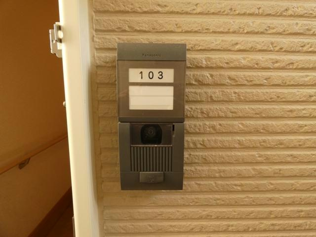 コートロティの玄関