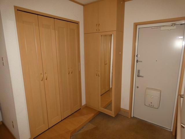 コートロティの玄関