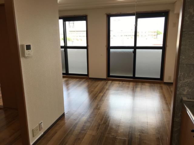 スカイハイツ野田の居間・リビング|リビング