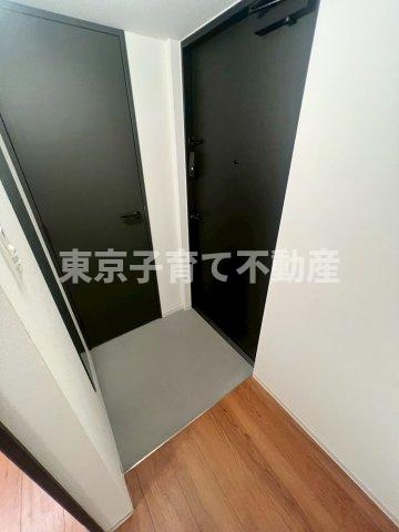 ＺＯＯＭ信濃町の玄関