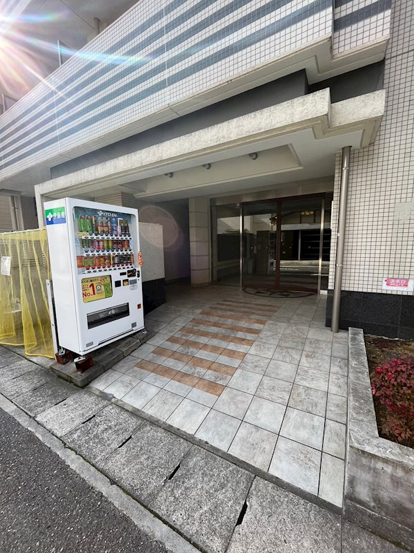 willDo三宮イーストのエントランス