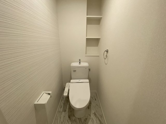 アインス和泉のトイレ|内装イメージ：同建築会社施工