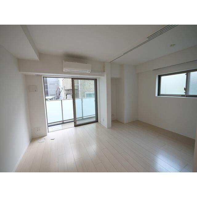 ミュプレ恵比寿の居間・リビング