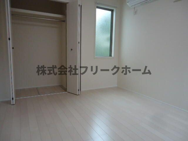 武蔵野市中町１丁目のアパートの収納