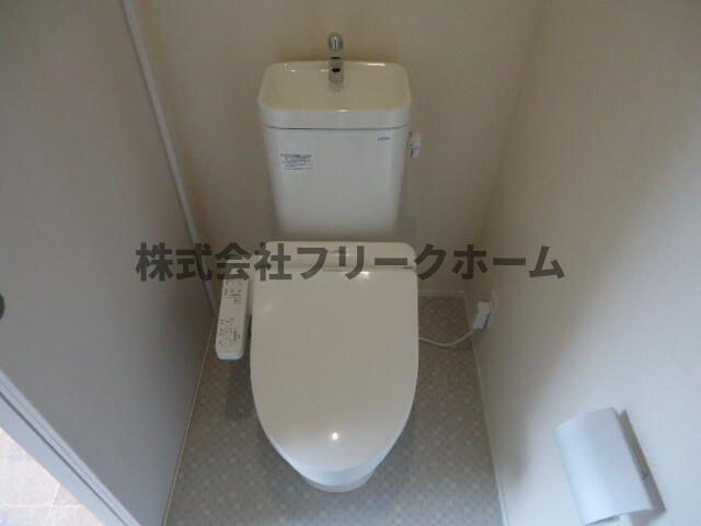 武蔵野市中町１丁目のアパートのトイレ