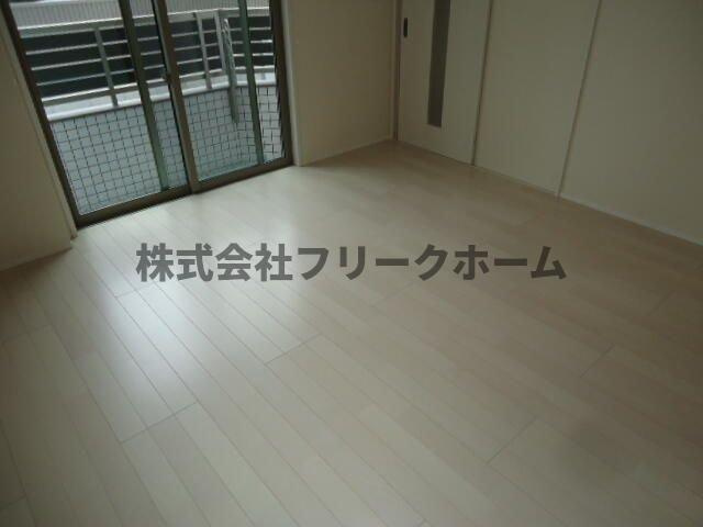 武蔵野市中町１丁目のアパートの寝室