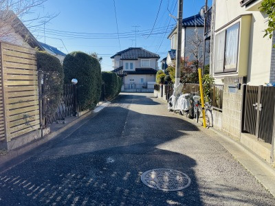あきる野市草花　売地の前面道路含む現地写真