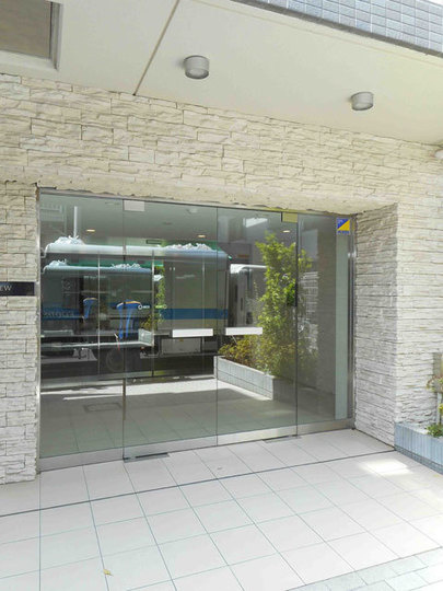 リヴシティ向島ツリービューのエントランス