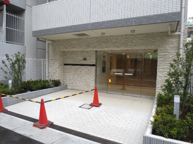 リヴシティ向島ツリービューのエントランス