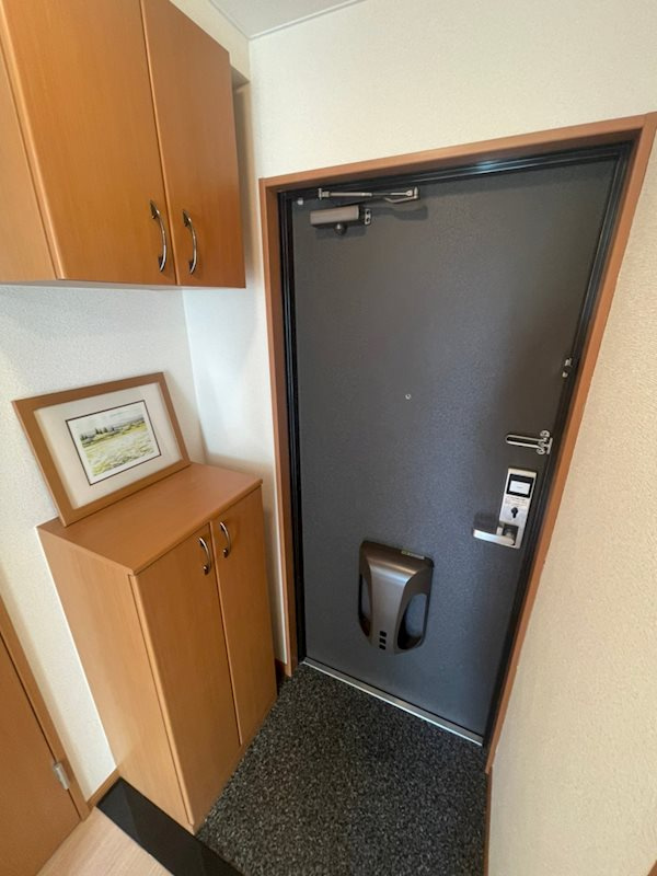 リバパレス靭公園の玄関|玄関です