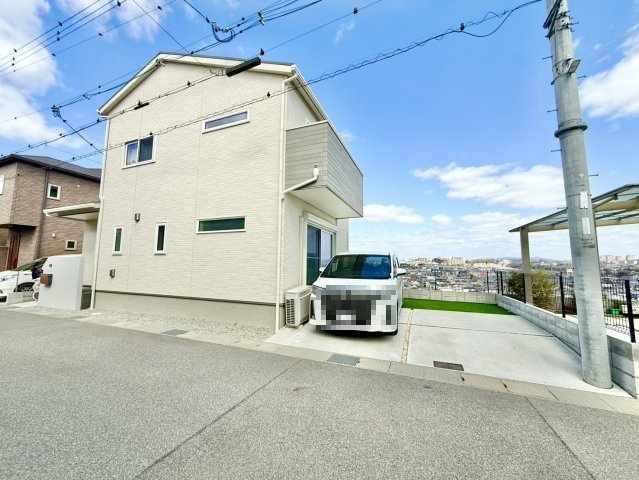 明石市東野町の前面道路含む現地写真|駐車2台可能♪