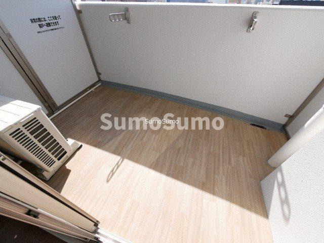 セレニテ日本橋プリエのバルコニー|落ち着いた時間を過ごせるバルコニーです