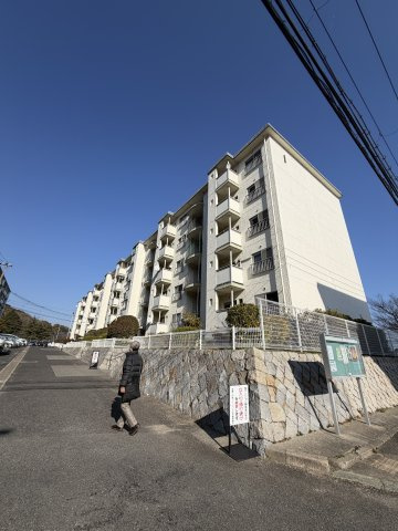 須磨一ノ谷グリーンハイツⅠ棟の外観
