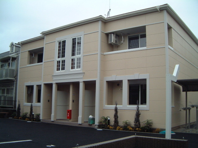 茅ヶ崎市香川７丁目のアパート