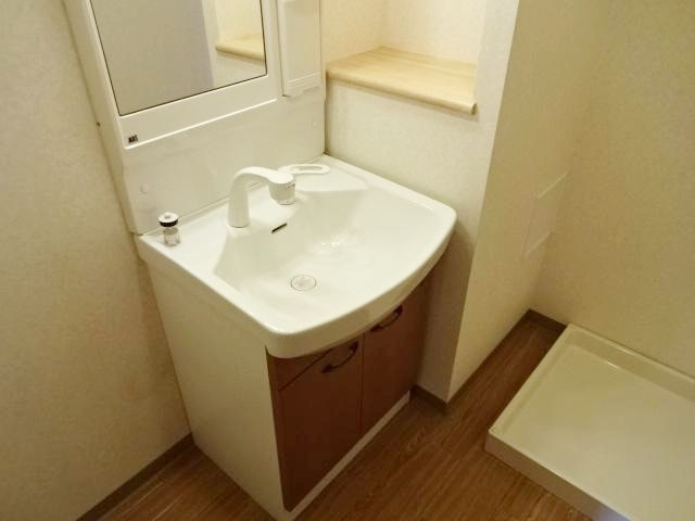 茅ヶ崎市香川７丁目のアパートの洗面所