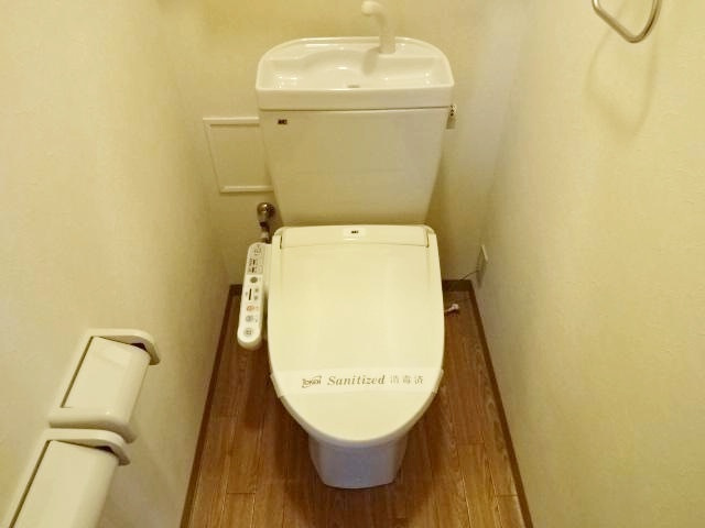 茅ヶ崎市香川７丁目のアパートのトイレ