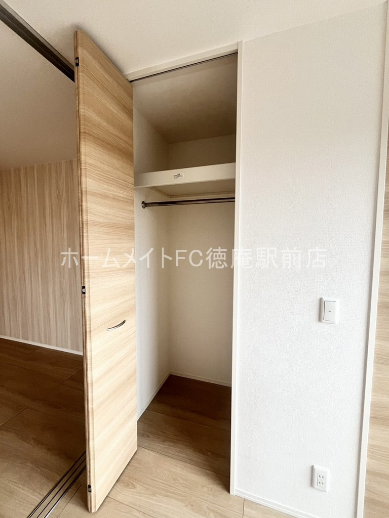 大阪市鶴見区今津中３丁目のアパートの収納