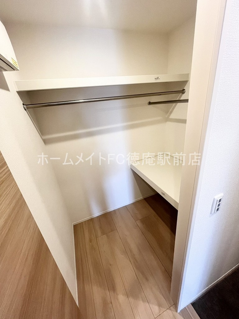 大阪市鶴見区今津中３丁目のアパートの収納