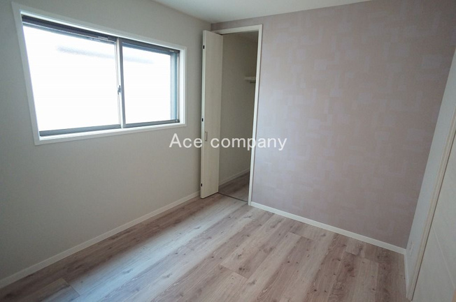 【子供部屋】 | 八尾市荘内町1丁目 | 【3階：洋室5.2帖】クローゼット完備です♪