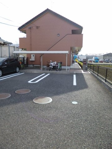 セレーノの駐車場