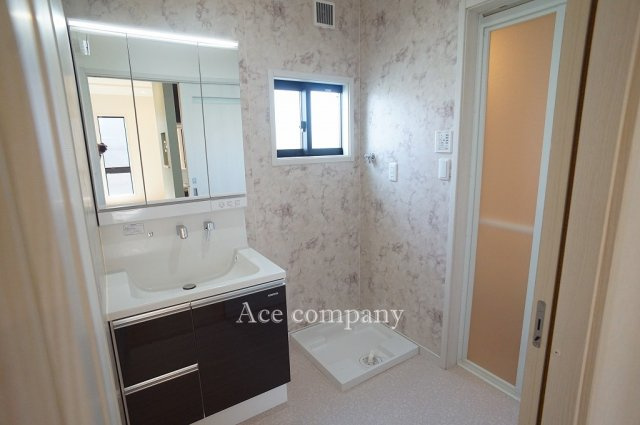 【ランドリースペース】 | 八尾市太田6丁目 | 2階に水廻り設備集約、家事の動線確保で効率UPです♪