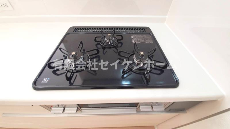 熊谷市江南中央　第3　新築住宅　東南角地の設備