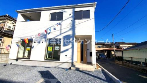 熊谷市江南中央　第3　新築住宅　東南角地の外観