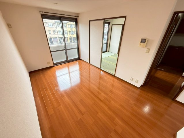 リバーサイドスクエアの居間・リビング